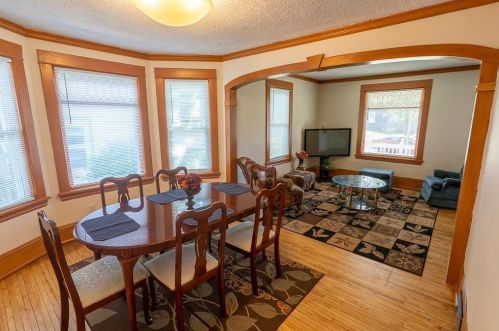 3918 Aldrich Ave, Minneapolis MN  55409-1414 exterior