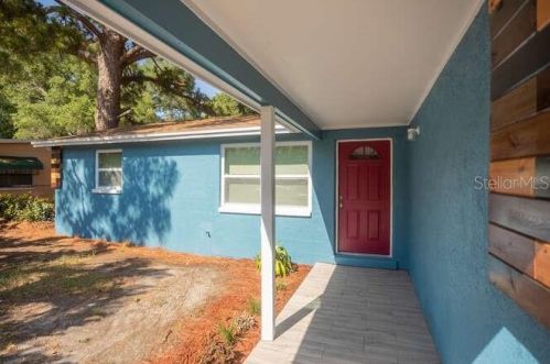 2430 8th St, Saint Petersburg, FL 33704-2704