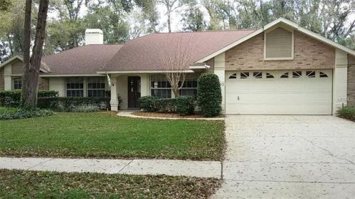 1618 Bent Oaks Blvd, Deland, FL 32724-8024