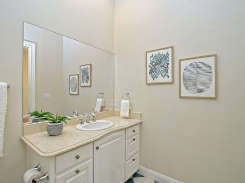 308 University Ave, Georgetown TX 78626-6141 exterior