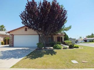 339 Deep Creek Dr, Bakersfield, CA 93308-7814