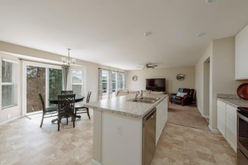 709 Mary Lane Ext, South Lebanon OH  45065-1107 exterior