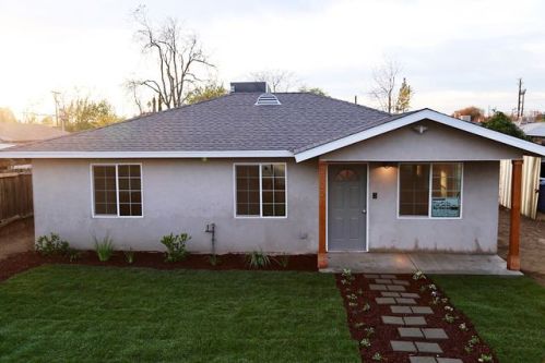 2325 J St, Bakersfield, CA 93304-5129