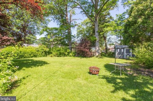 913 Catherine Ave, Woodlyn PA  19094-1002 exterior