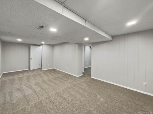 3857 Fraser St, Denver CO 80014-3829 exterior