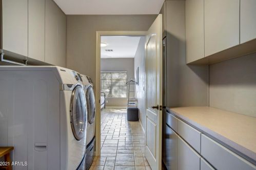 5222 Angela Dr, Scottsdale AZ 85254-6409 exterior