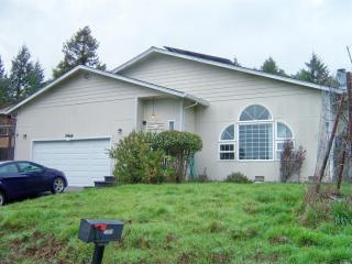 27660 Poppy Dr, Willits CA  95490-9057 exterior