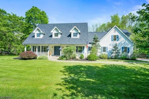 178 Old Turnpike Rd, Port Murray, NJ 07865-3219