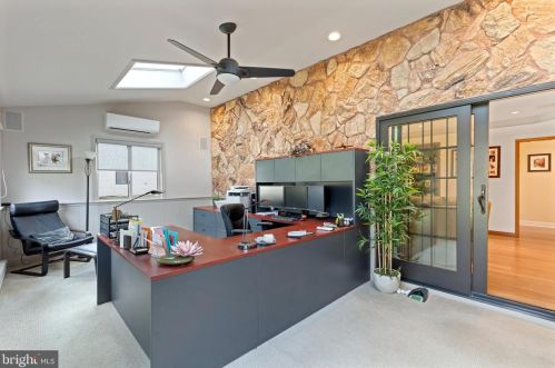 118 Ann Dr, Southampton PA 18954-1639 exterior