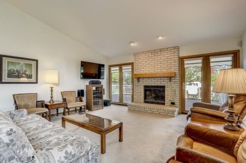 5361 Cambridge Ln, Milwaukee WI 53221-3200 exterior