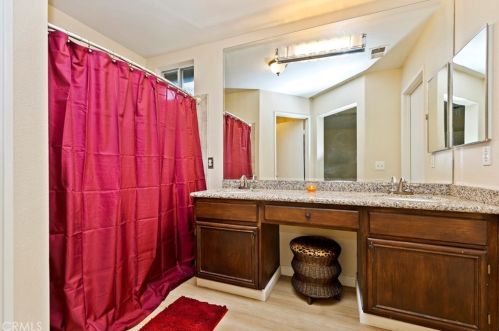29205 Sunswept Dr, Lake Elsinore CA  92530-7247 exterior