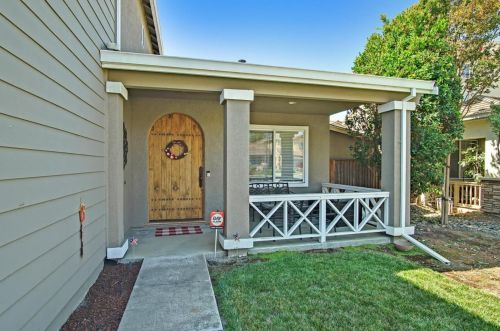 711 Verdun Ave, Hollister, CA 95023-6827