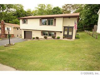 123 Yarker Ave, Rochester, NY 14612-5131