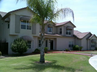 343 Walnut St, Woodlake, CA 93286-1230