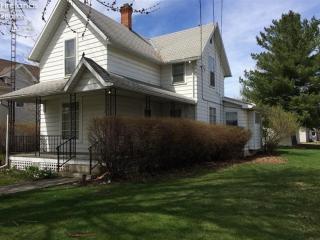 33 New Haven St, Lykens, OH 44818-9241