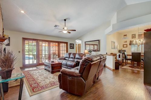 107 Pne Vly Ct, De Bary FL 32713-2302 exterior