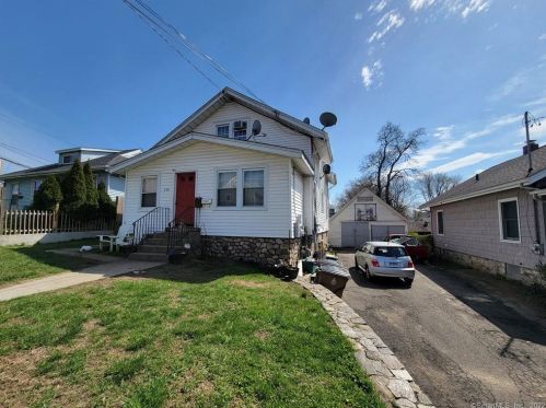 510 Main St, Stamford, CT 06901-2009