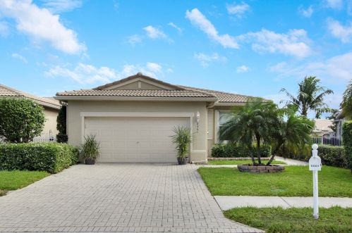 8561 Mangrove Cay, West Palm Beach, FL 33411-5555