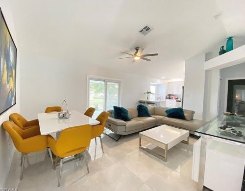 750 Cherry Blossom Ct, Naples, FL 34120-1493