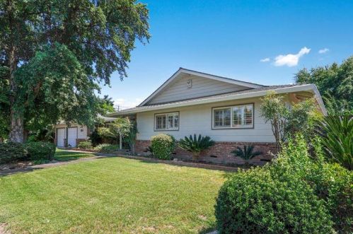 504 Greenwich Ln, Modesto CA  95350-1506 exterior