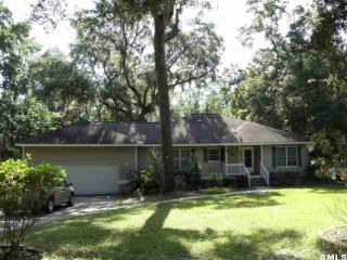 24 Tuscarora Ave, Beaufort, SC 29907-1139