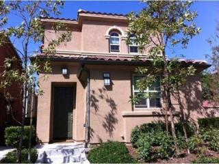 81 Cienega, Irvine CA  92618-8802 exterior