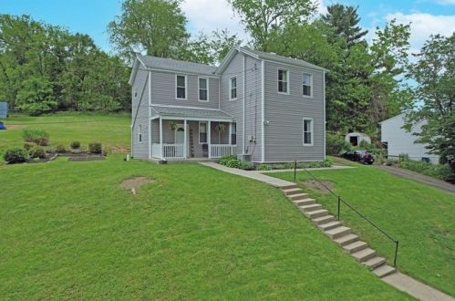 46 Gensler Rd, Pittsburgh, PA 15236-1013