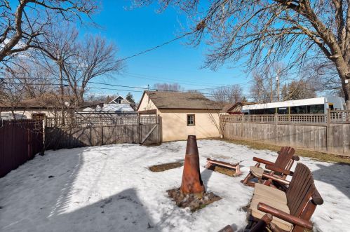 3543 James Ave, Minneapolis MN 55412-1637 exterior