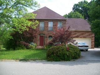 10136 Highgate Cir, Knoxville, TN 37931-3120
