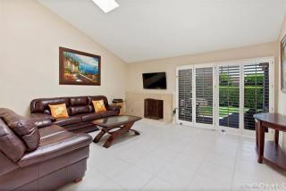9 Park Vis, Irvine, CA 92604-3661