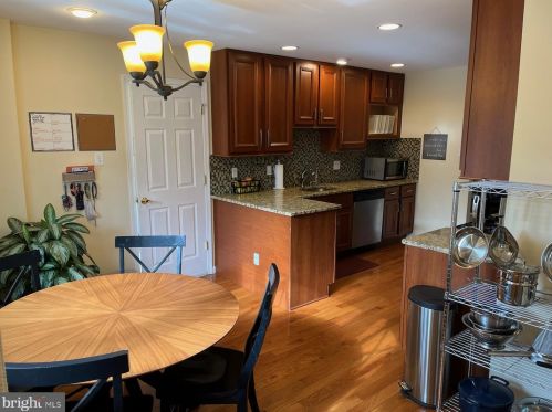 420 Rdg, Miquon PA 19444-2020 exterior