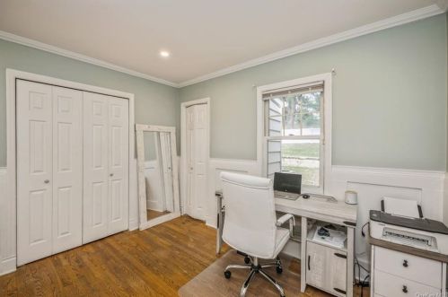 1724 Summit St, Yorktown Hgts NY  10598-4620 exterior