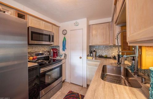 2632 York Rd, Saint James City FL  33956-2267 exterior