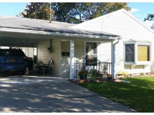 52 Gaylord St, Binghamton, NY 13904-1320