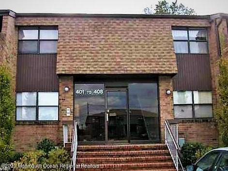 405 Sharon Garden Ct, Woodbridge, NJ 07095-4320