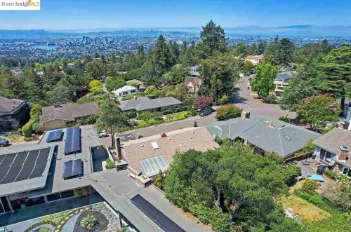 6114 Estates Dr, Oakland, CA 94611-3118