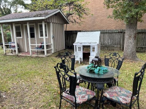 19439 Lakeshore Dr, Magnolia, TX 77355-6750