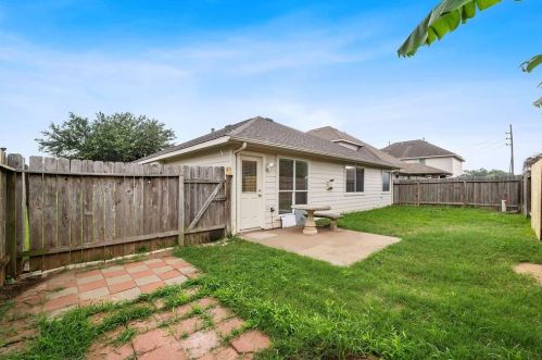 1030 Bahia Vis Dr, Richmond TX  77406-2850 exterior