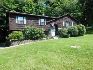 984 Roxbury Rd, Southbury, CT 06488-1236