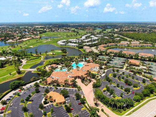 6397 Legacy Cir, Naples FL  34113-7997 exterior