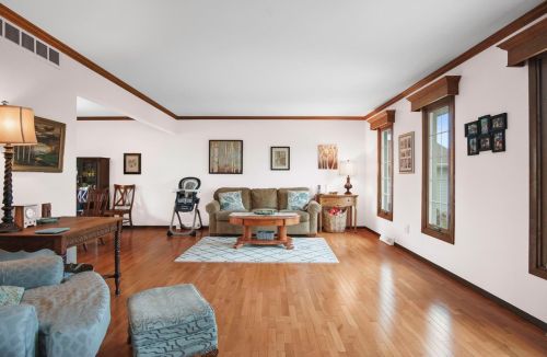 938 Greenwood Ave, Crown Point IN  46307-4504 exterior