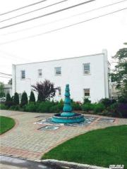 891 Prospect Ave, Westbury NY  11590-3844 exterior