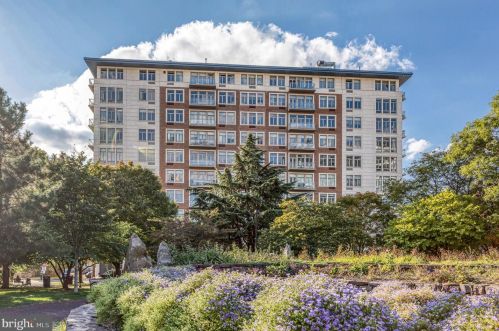 1900 Hamilton St, Philadelphia PA  19130-3889 exterior