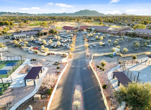 4737 Rakestraw Ln, Gilbert AZ  85298-3429 exterior