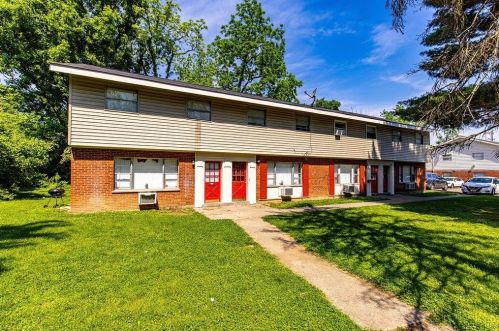 1391 Galbraith Rd, Cincinnati, OH 45231-5571