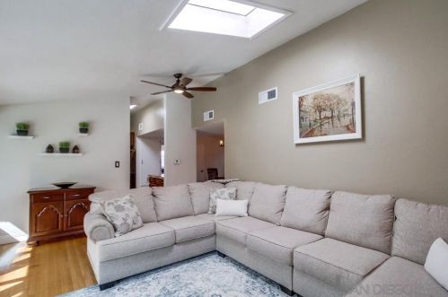 5551 Gala Ave, San Diego CA  92120-1807 exterior