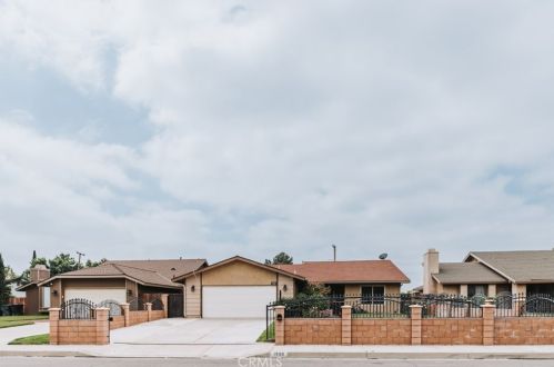 1909 Gilbert St, San Bernardino, CA 92411-1536