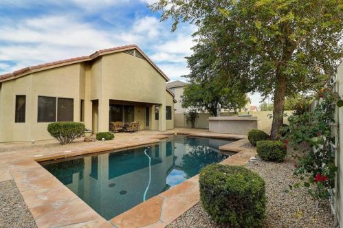 10405 Forest Grove Ave, Tolleson AZ  85353-3634 exterior