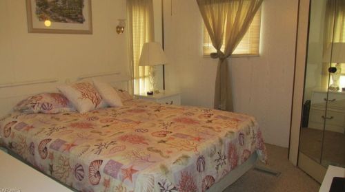 4630 Gulfgate Ln, Saint James City FL  33956-2710 exterior