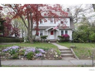 22 Lenox Ave, Stamford CT  06906-2315 exterior